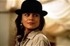 Лена Олин (Lena Olin)